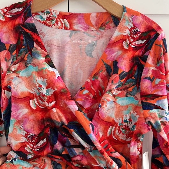 NWT Soft Surroundings Le Jardin Wrap
Multicolor Floral Maxi Dress - Picture 4 of 6